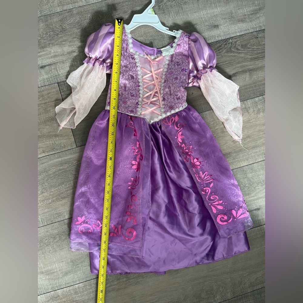 Disney Rapunzel Kids Princess Dress, includes matching shoes and tiara - Picture 5 of 8